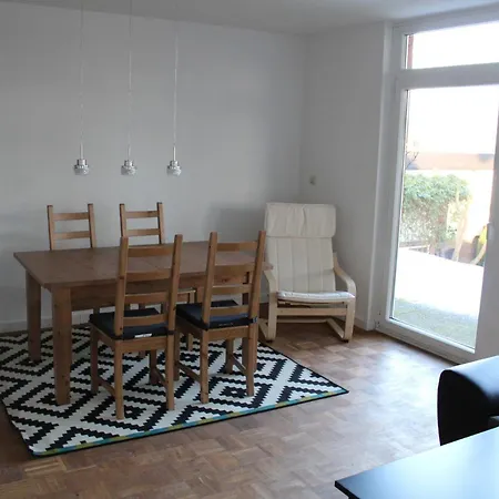 Διαμέρισμα Hoehe5 *