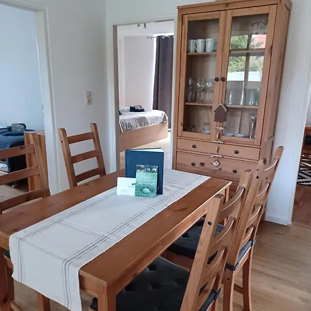 Διαμέρισμα Hoehe5 *